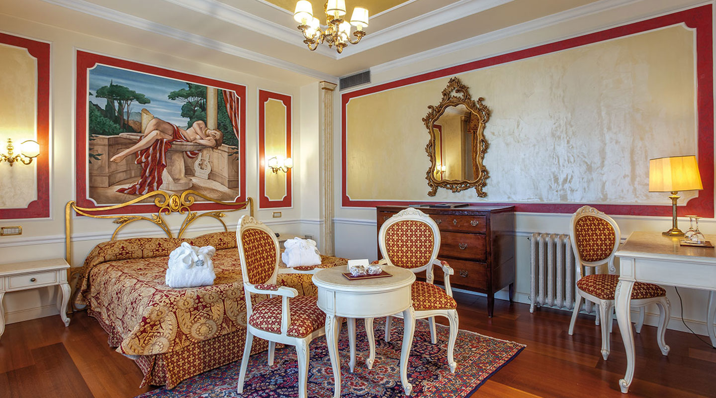 SUITE