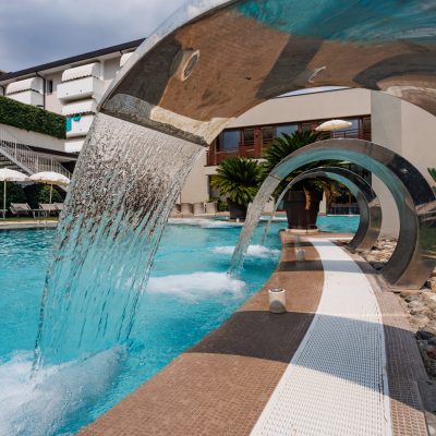 Cascate Cervicali - Sollievo e Benessere per la Zona Cervicale | Hotel Quisisana